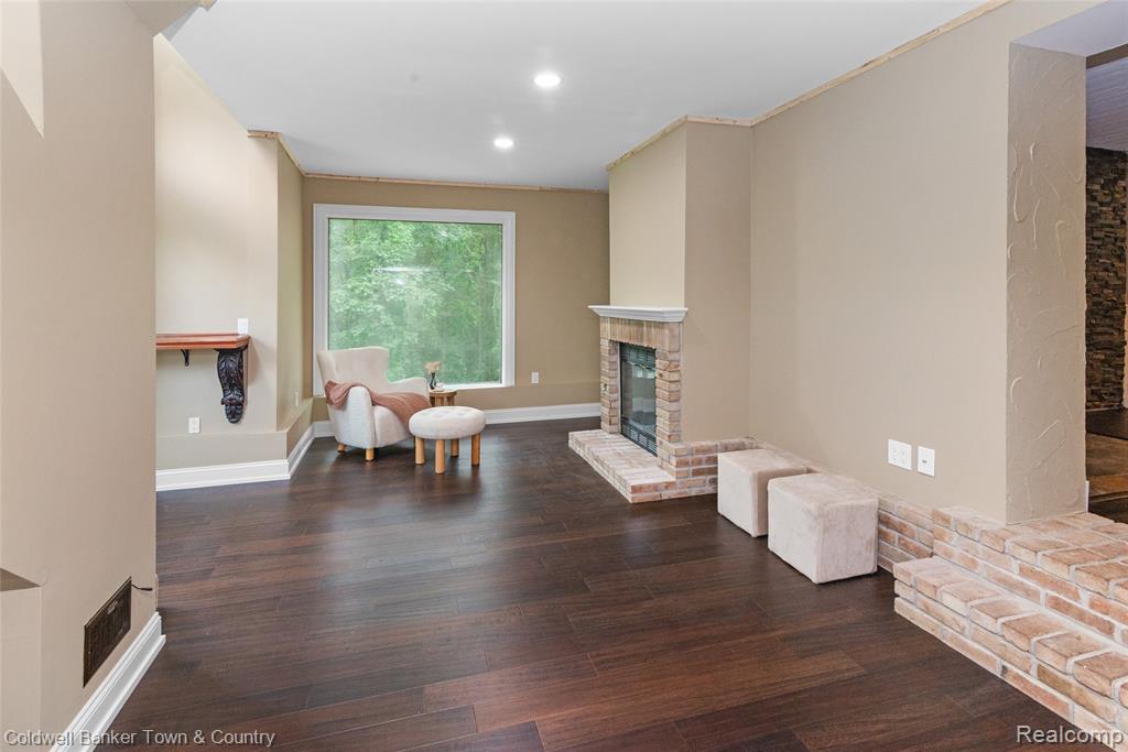 5728 Eggert Place, Brighton, MI, 48116