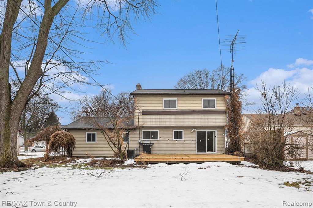 537 SPRING Lane, Flushing, MI 48433 — Photo 22