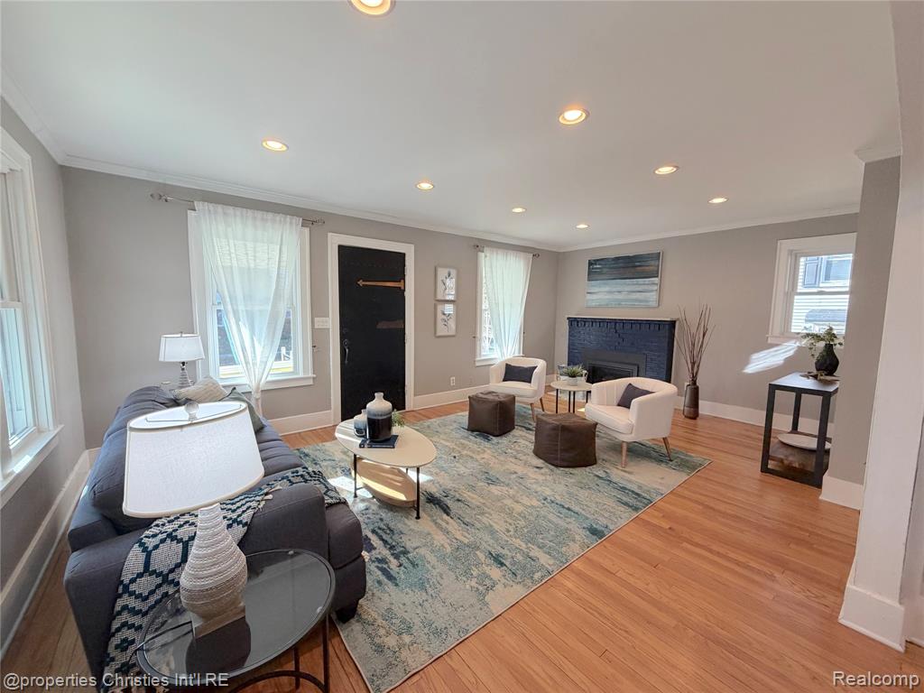 546 Leroy Street, Fenton, MI 48220 — Photo 10