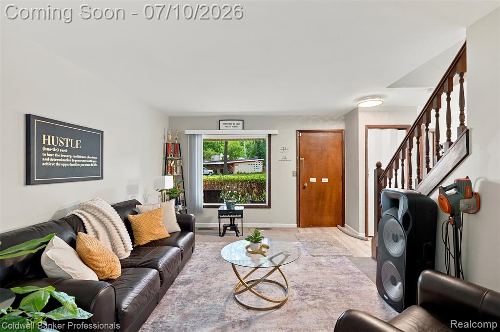 23821 Manistee Street, Oak Park, MI 48237 — Photo 9