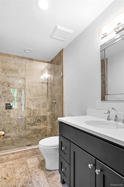11500 Lisa Lori Lane, South Lyon, MI 48178 — Photo 58