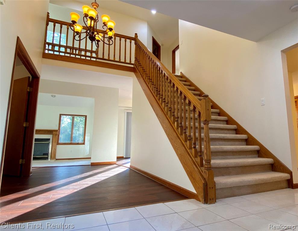 7233 OAKWOOD Drive, West Bloomfield, MI — Photo 3
