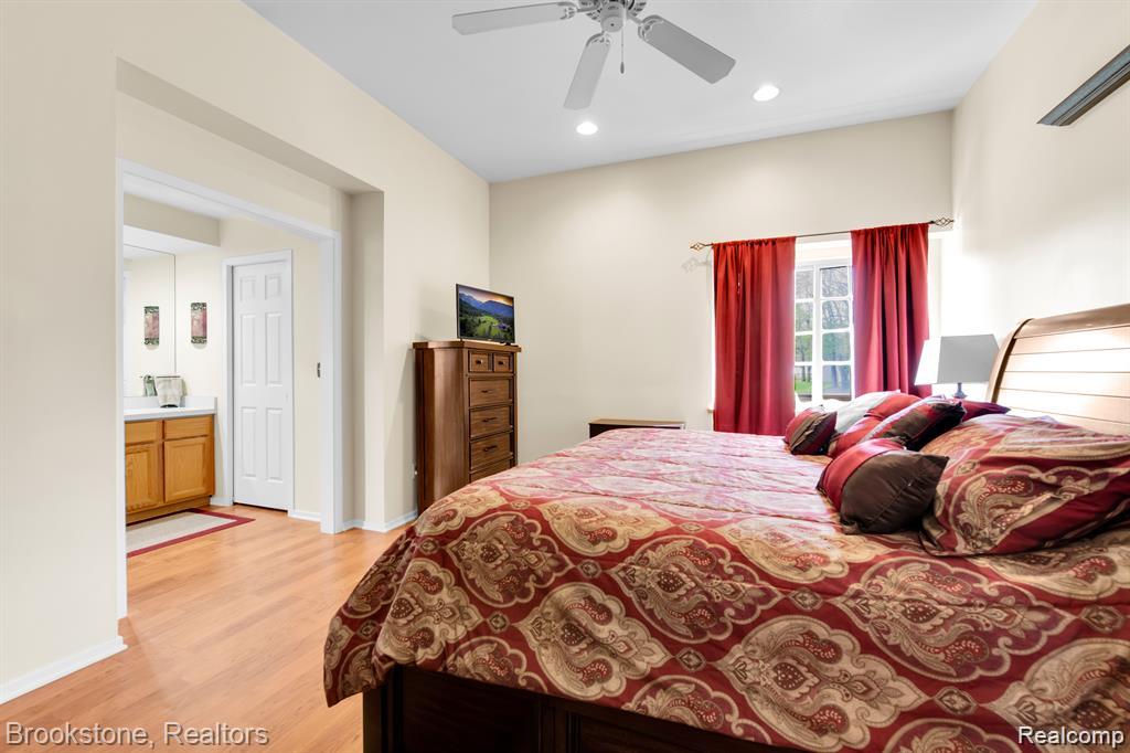 5280 Brantford Court, Grand Blanc, MI 48439 — Photo 25