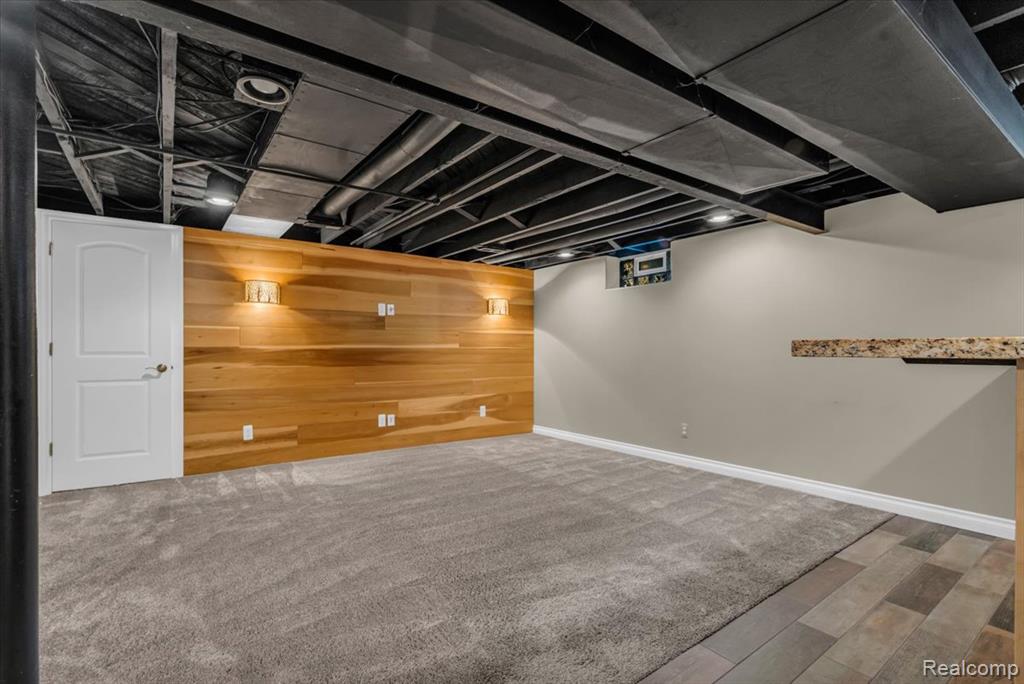 912 Woodsboro Drive, Royal Oak, MI 48067 — Photo 27