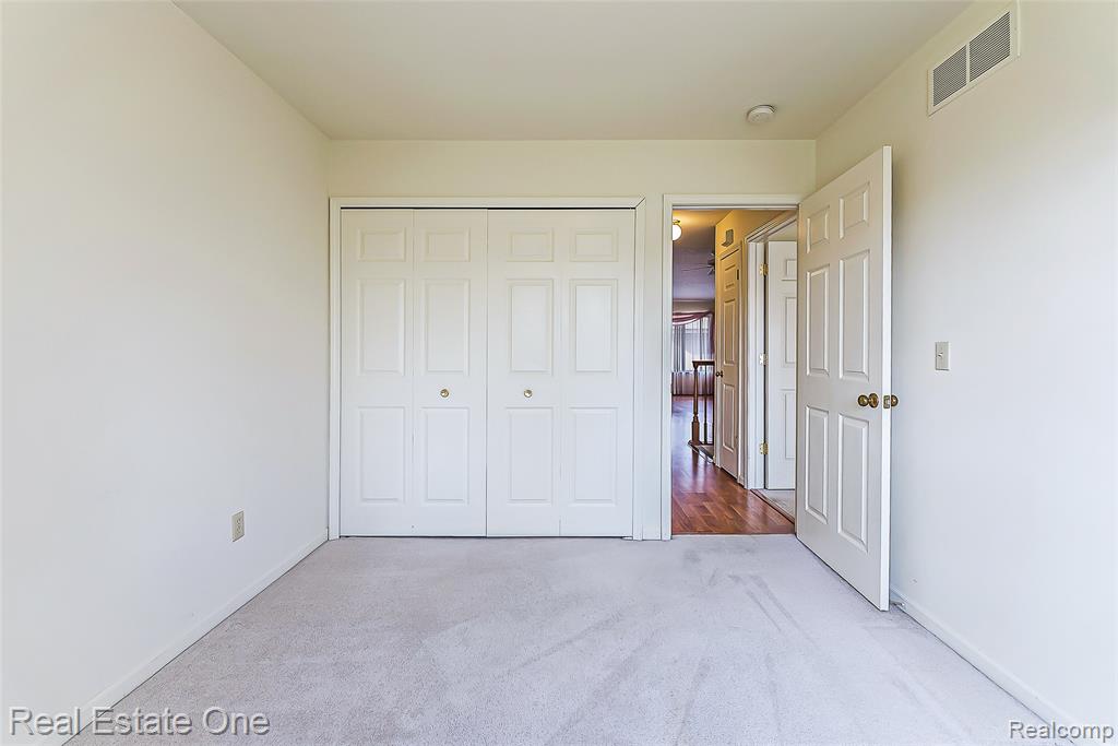 62360 Arlington Circle, 2, South Lyon, MI 48178 — Photo 19