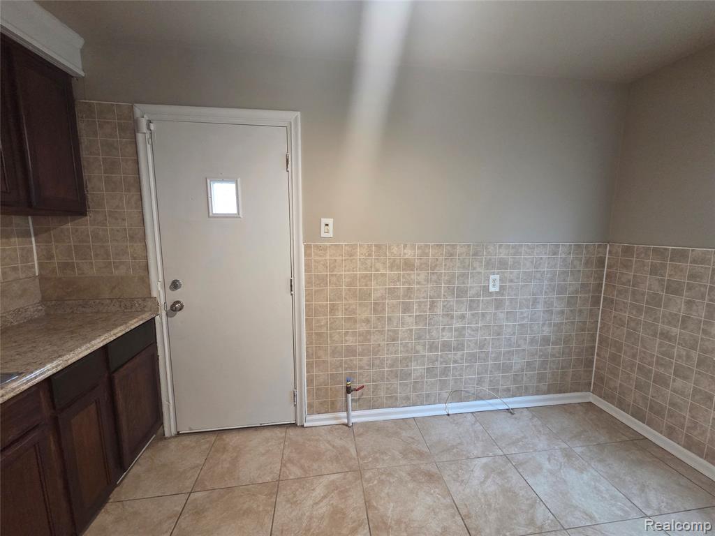 19360 Revere Street, Detroit, MI 48234 — Photo 18