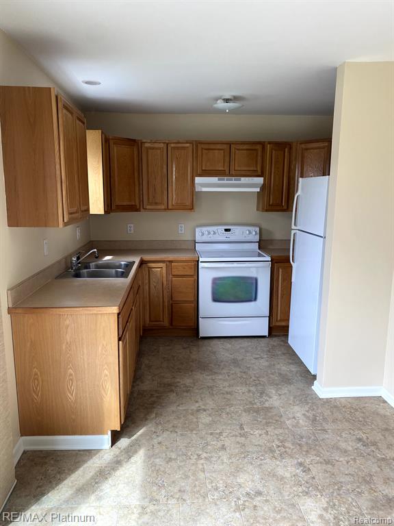 459 Magic, Pinckney, MI 48169 — Photo 11