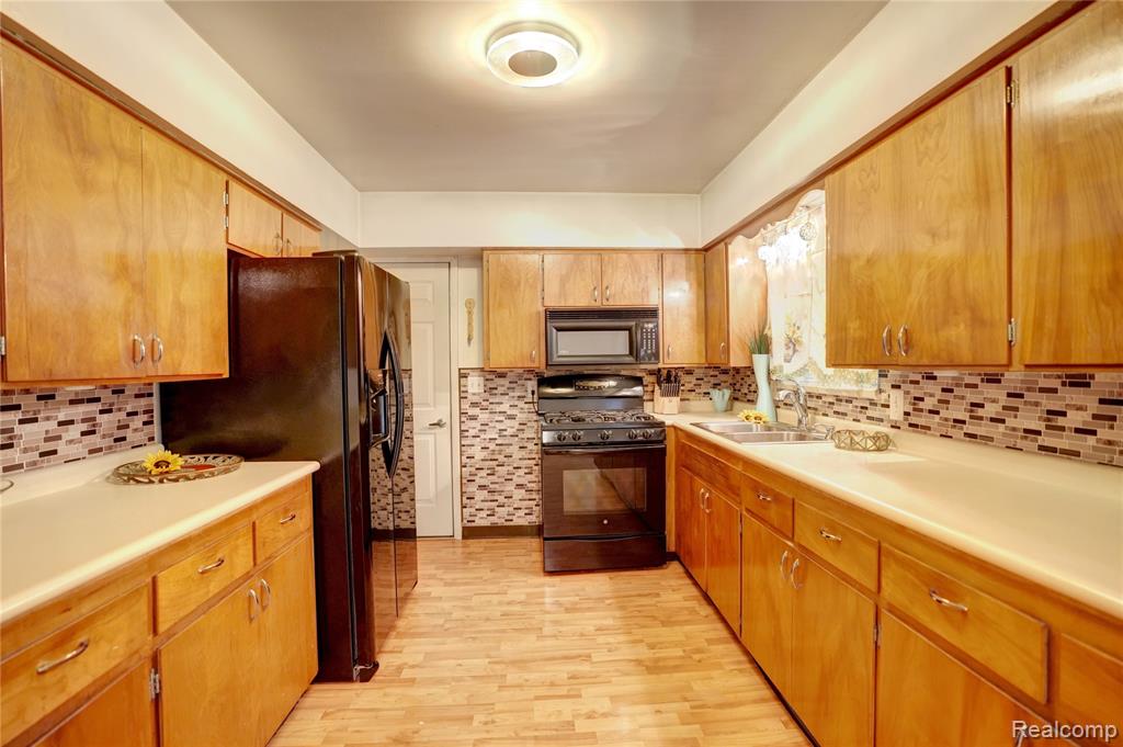 2971 Welland Drive, Saginaw, MI 48601 — Photo 27