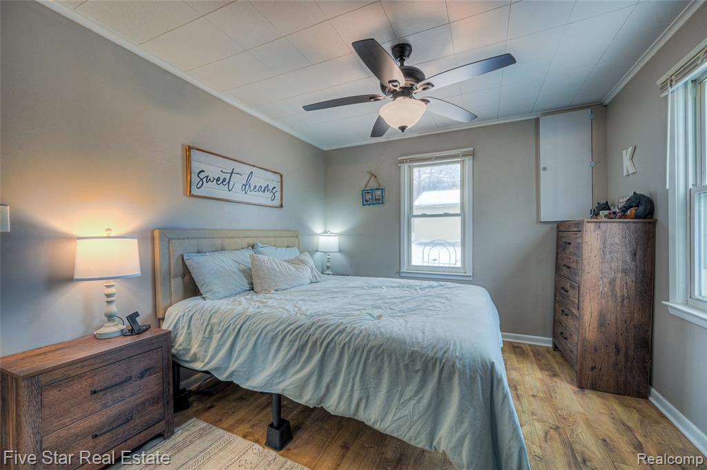 8421 Lagoon Street, Commerce Twp, MI 48382 — Photo 23