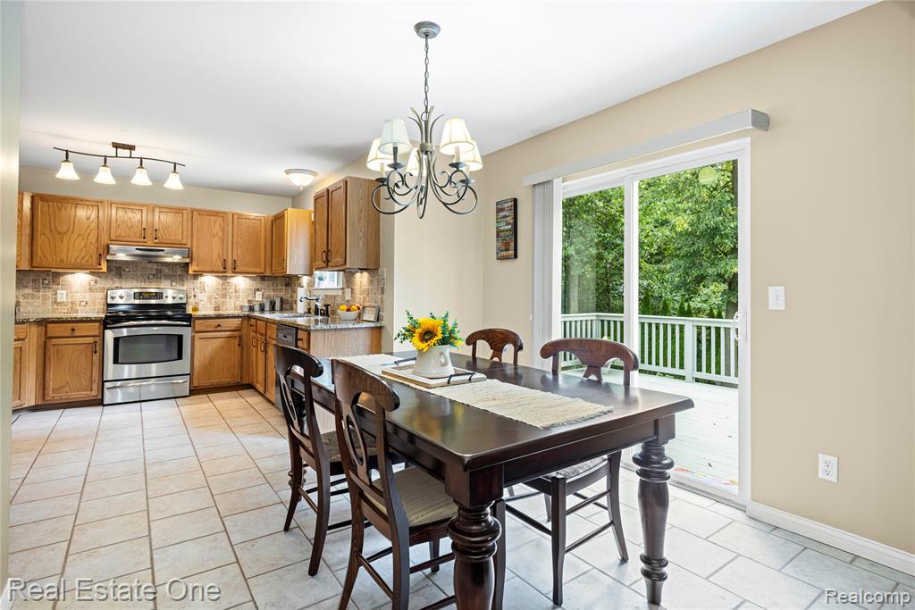 4364 Meadows Avenue, Burton, MI 48439 — Photo 17