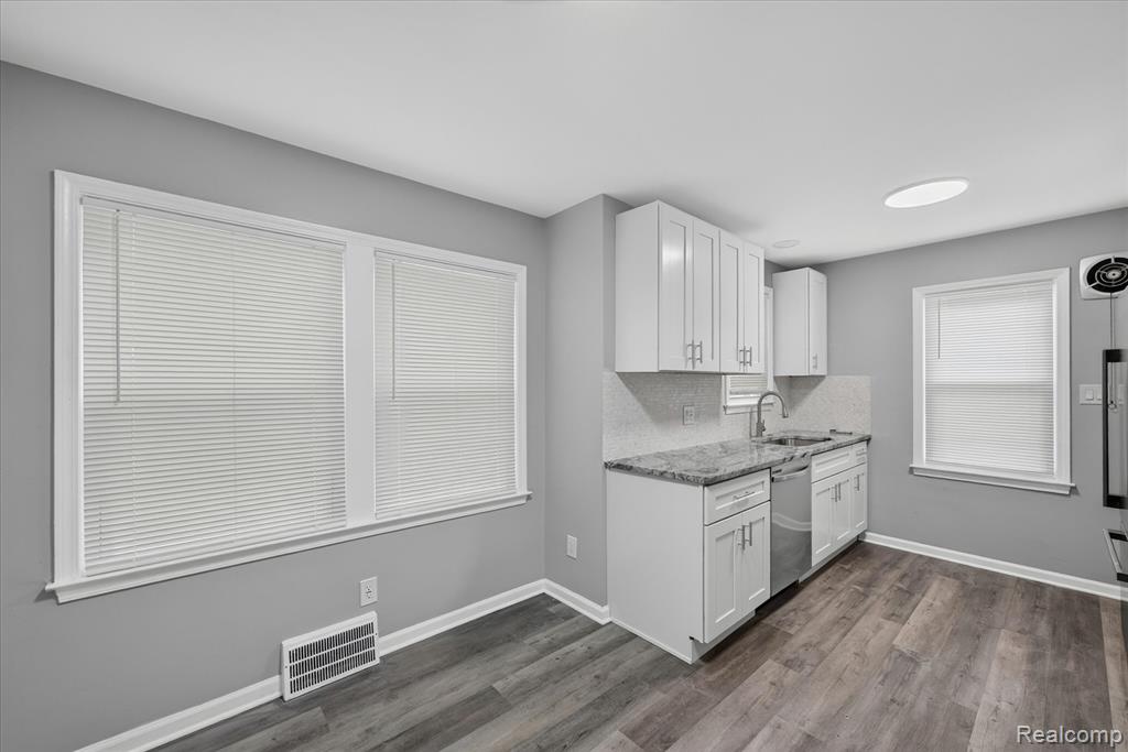 11548 Cardwell Street, Livonia, MI 48150 — Photo 7