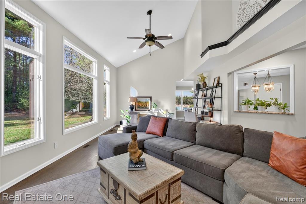 693 Knibbe Road, Lake Orion, MI 48362 — Photo 31