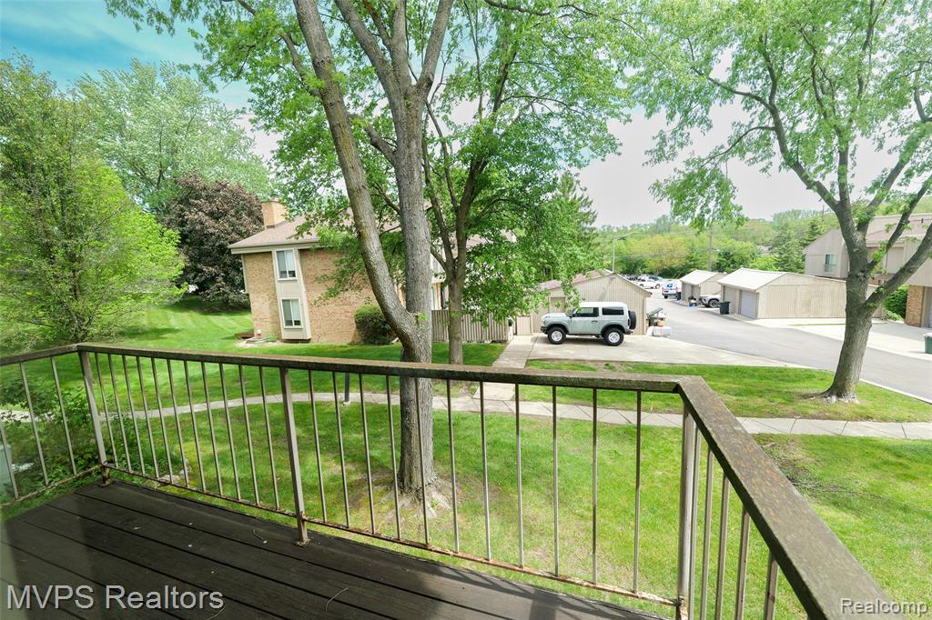 804 S Oak Brook Ridge Drive, 149, Rochester Hills, MI 48307 — Photo 44