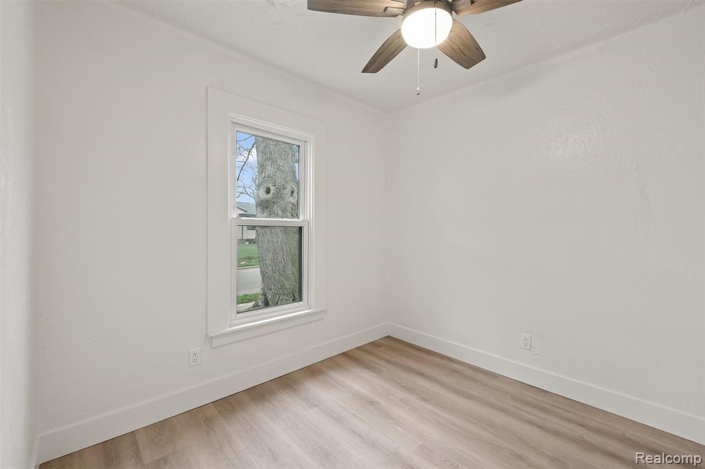 76 N Merrimac Street, Pontiac, MI 48340 — Photo 12