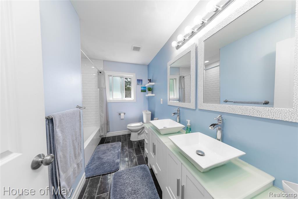 4624 Maeder Street, Shelby Twp, MI 48316 — Photo 12