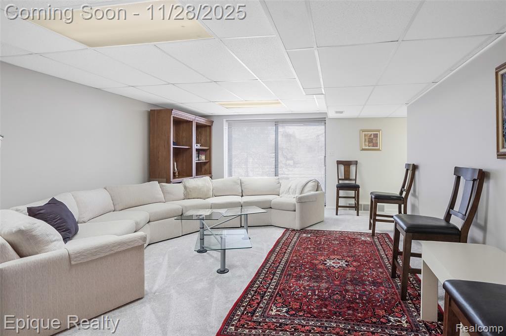 2164 Bordeaux Street, West Bloomfield, MI, 48323