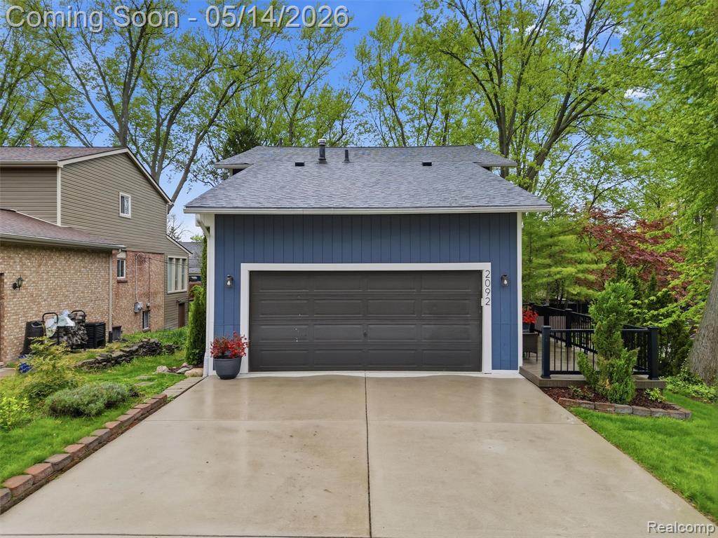 2092 Langham Drive, West Bloomfield, MI 48323 — Photo 4