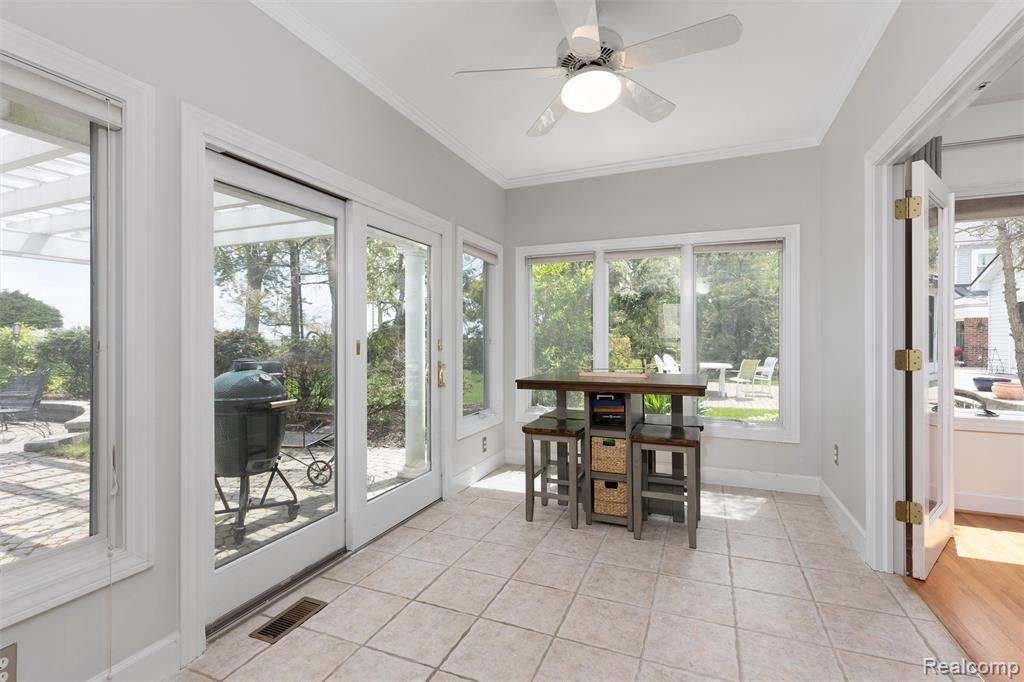 30134 Jefferson Avenue, Saint Clair Shores, MI 48082 — Photo 21