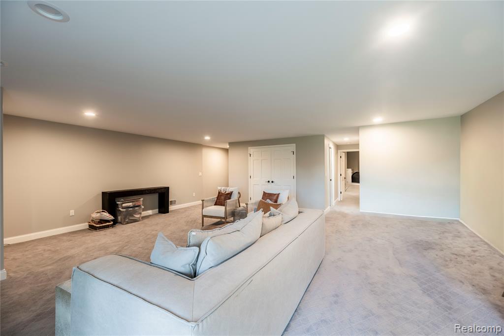 5467 Bristol Parke Drive, Clarkston, MI 48348 — Photo 21