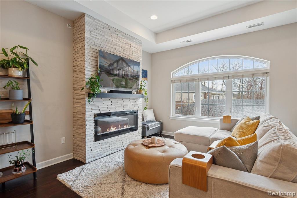 5559 ARBOR CHASE Drive, Ann Arbor, MI 48103 — Photo 3