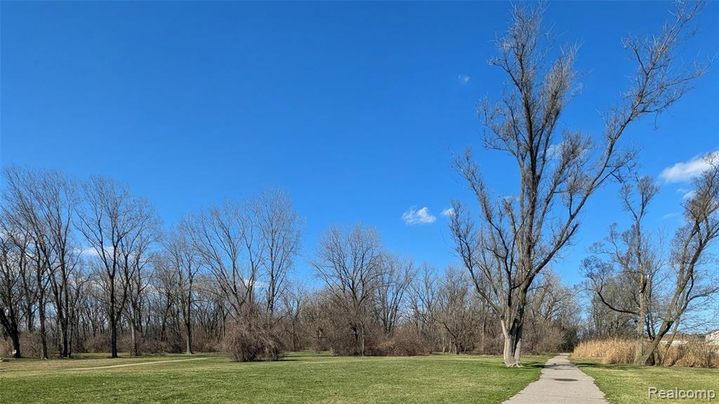 22303 Knollwood Drive, Flat Rock, MI 48134 — Photo 36