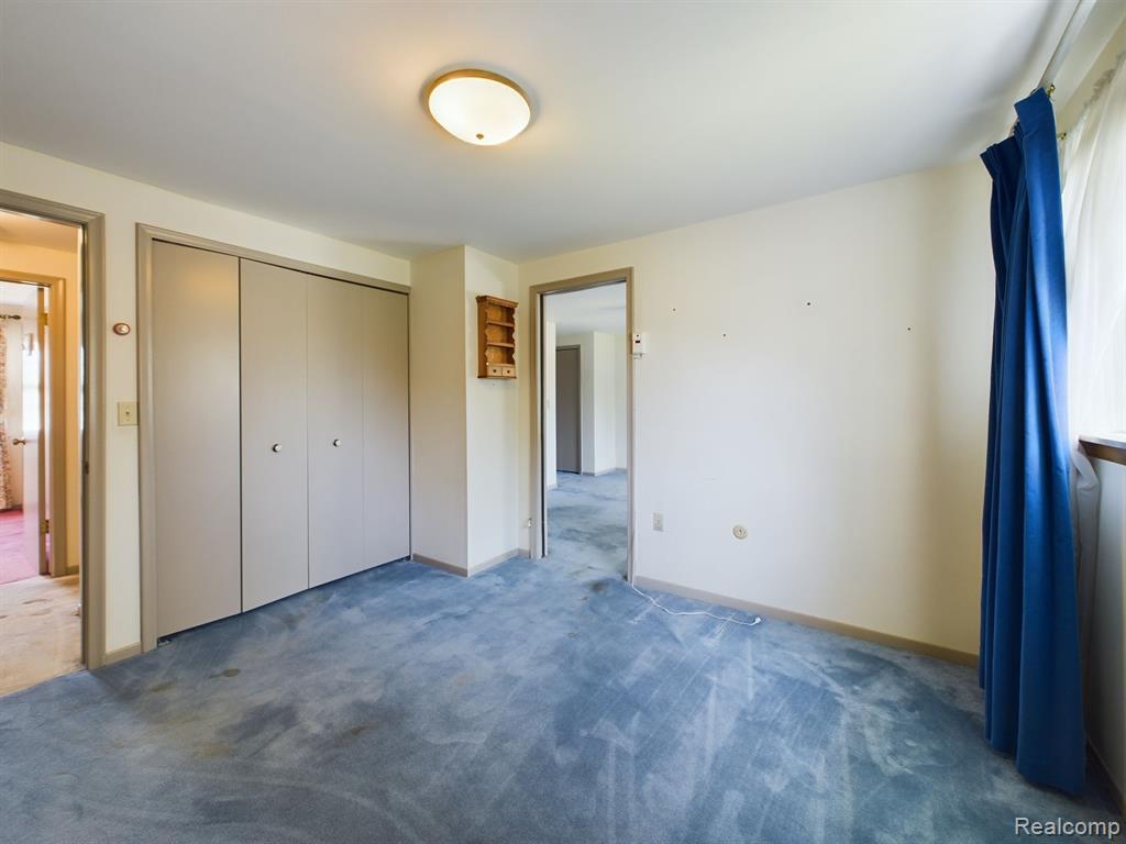 440 Lockmoor Court, Grand Blanc, MI 48439 — Photo 15