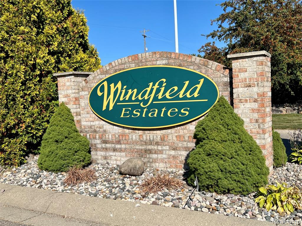 7015 Windridge Lane, Flint, MI 48507 — Photo 33