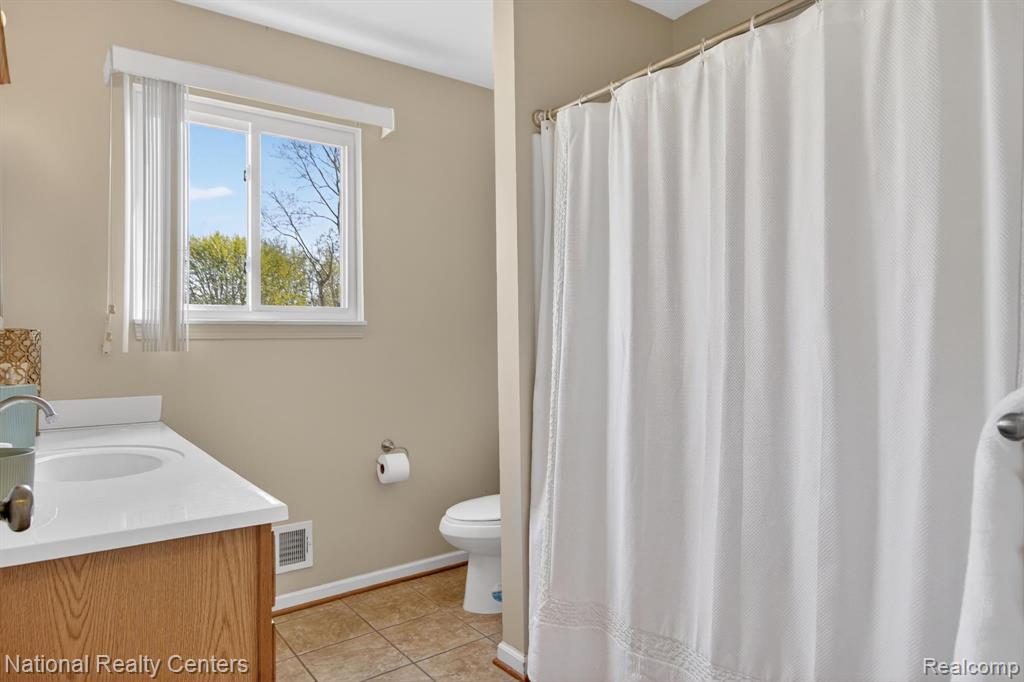 5810 Trombley Road, Newport, MI 48166 — Photo 26