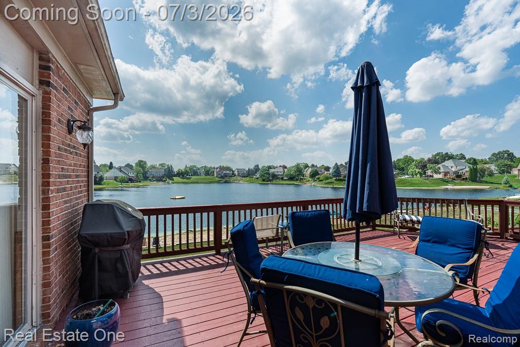 6489 Shoreline Drive, Troy, MI 48085 — Photo 48