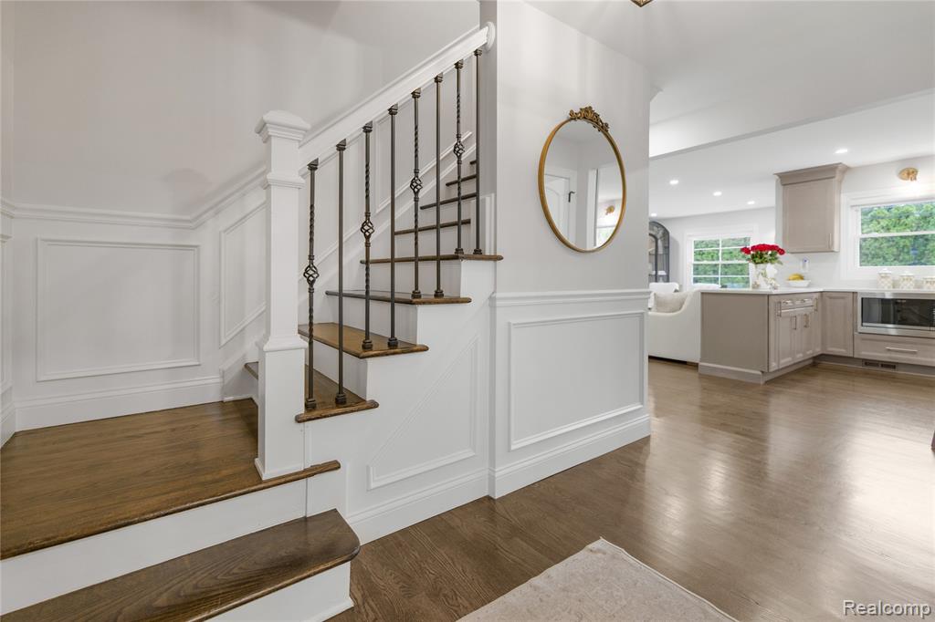 7005 Cathedral Drive, Bloomfield Hills, MI 48301 — Photo 21