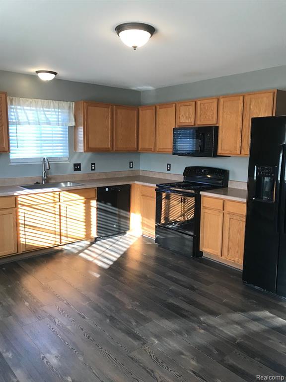 7511 State Road, Burtchville, MI 48059 — Photo 31