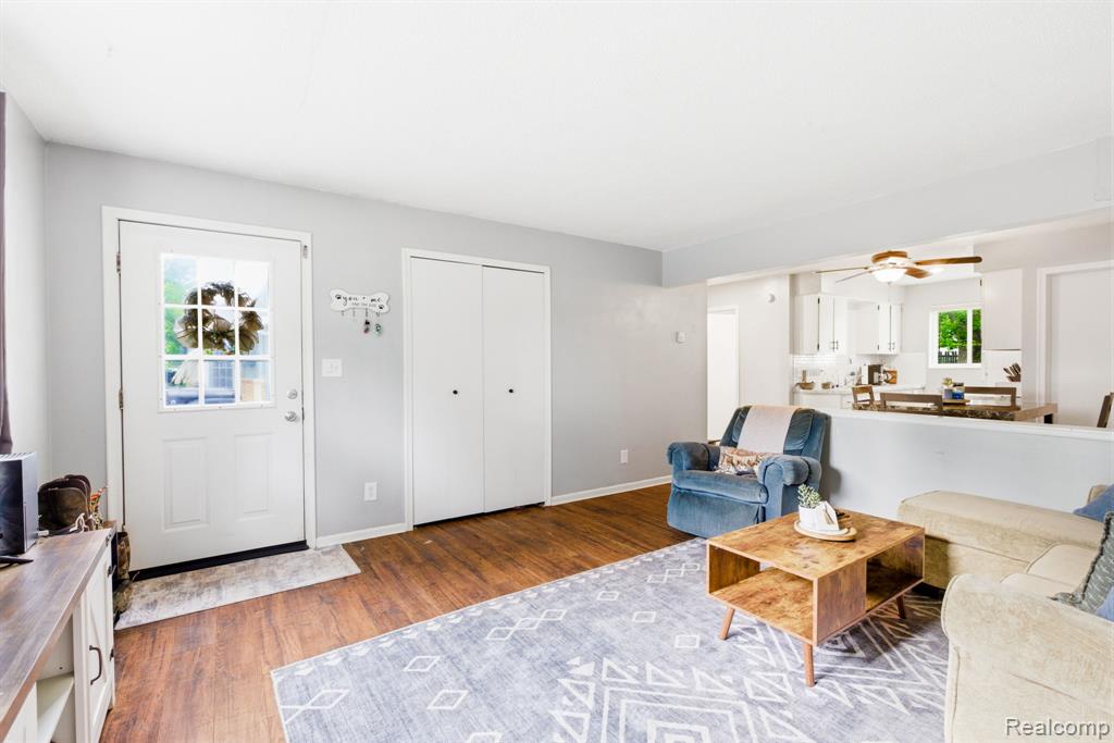 625 S 11th Street, St. Clair, MI 48079 — Photo 3