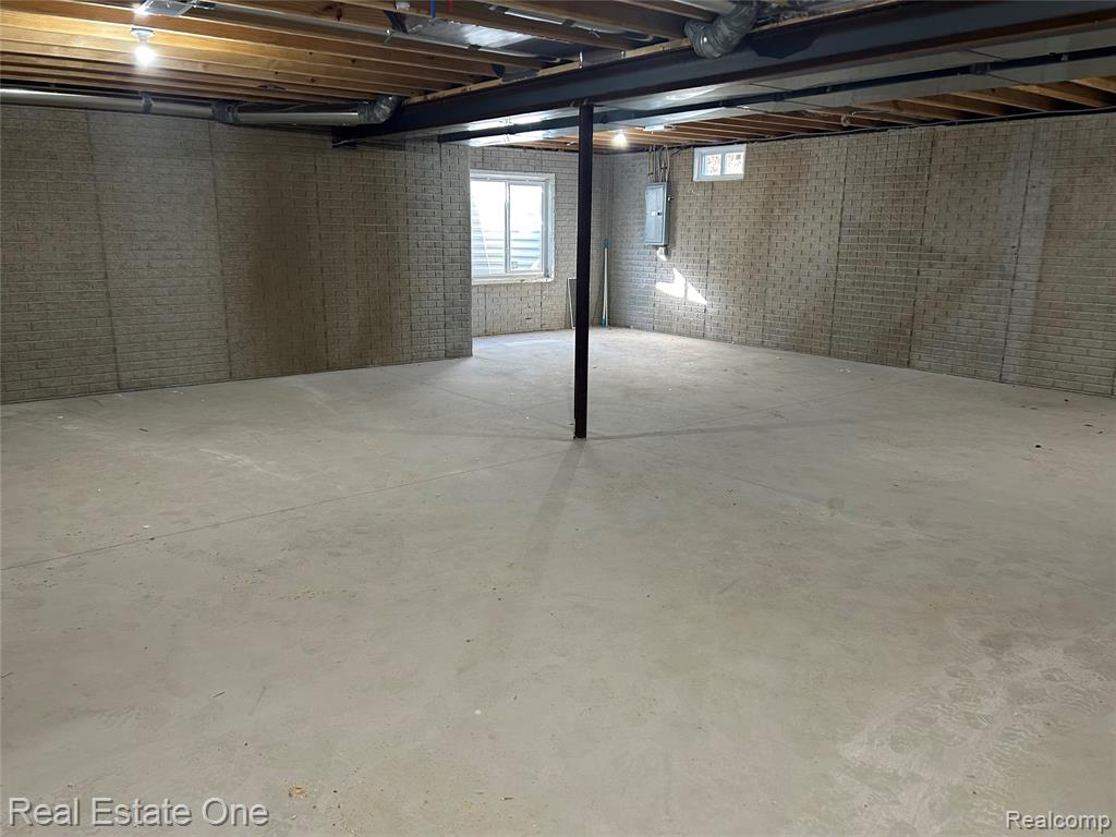 774 Keith Street, Oxford, MI 48371 — Photo 8