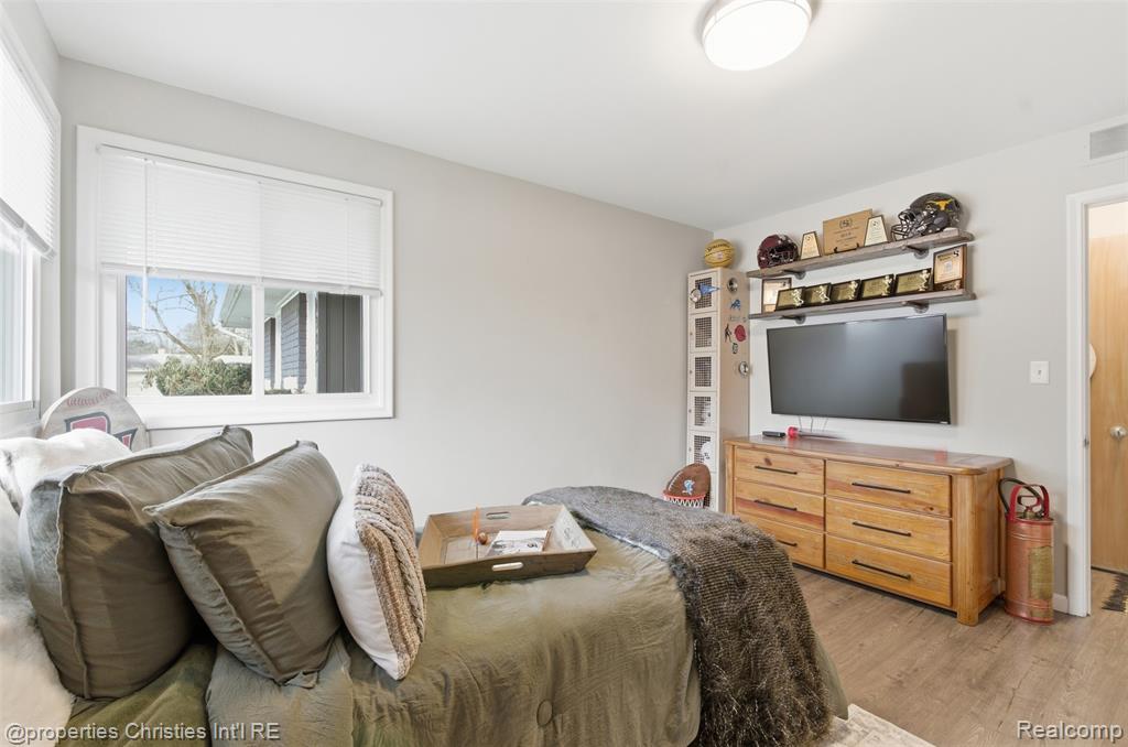 4305 Meadowlane Court, Bloomfield Hills, MI 48304 — Photo 22