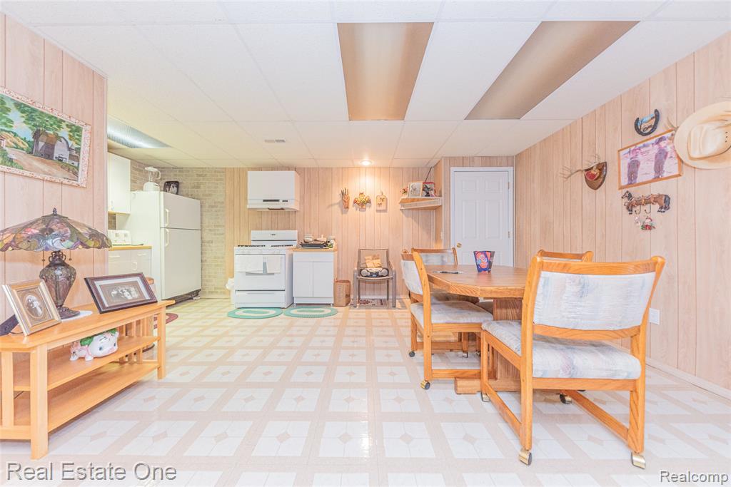 754 Challenging Trail, South Lyon, MI 48178 — Photo 22