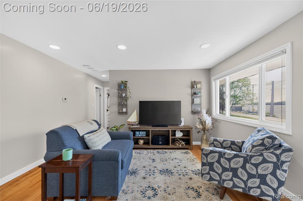 25815 West River Road, Grosse Ile, MI 48138 — Photo 7