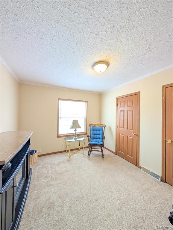 11242 Nearbrook Court, South Lyon, MI 48178 — Photo 20