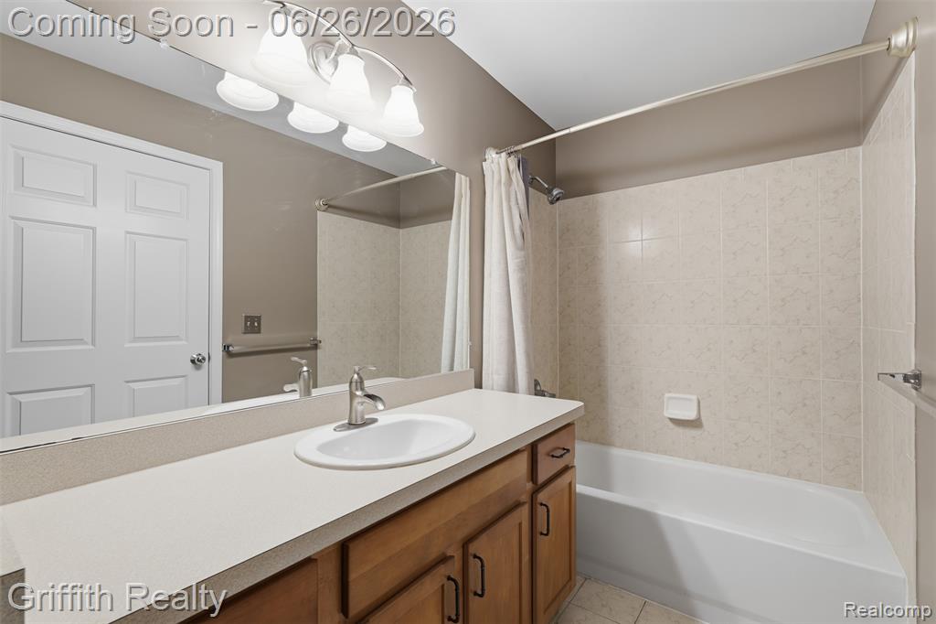 4271 Deeside Drive, Brighton, MI 48116 — Photo 18