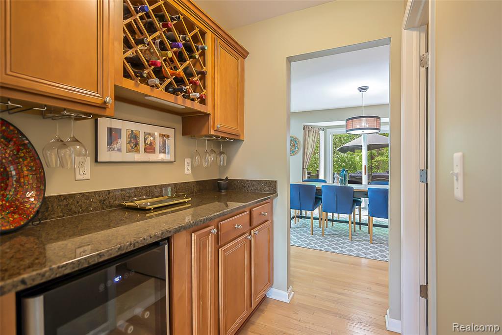 29811 Bradford Drive, New Hudson, MI 48165 — Photo 12