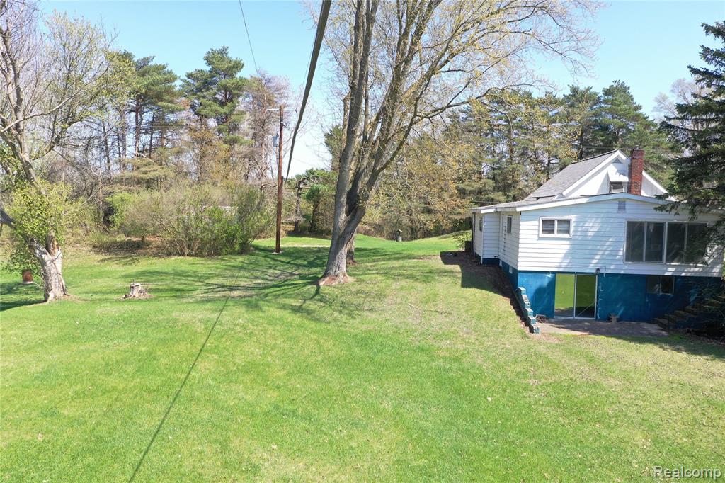 1325 E Barnes Lake Road, Columbiaville, MI 48421 — Photo 42