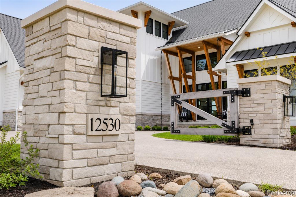 12530 Woodhull Landing, Fenton, MI 48430 — Photo 74
