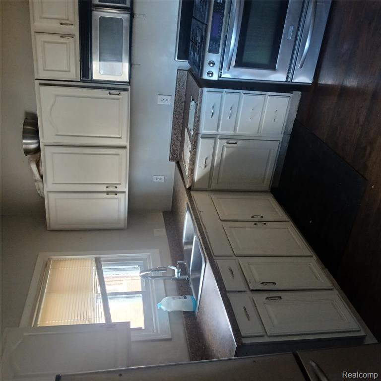 533 Trowbridge St, Detroit, MI 48202 — Photo 4