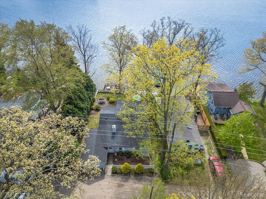 9055 CLINTON Street, Holly, MI 48442 — Photo 36