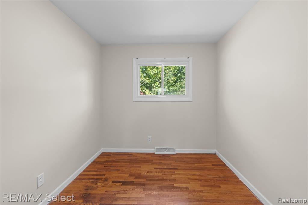 574 Poplar Street, Clio, MI 48420 — Photo 47