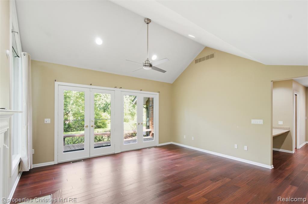 25310 Canterbury Road, Franklin, MI 48025 — Photo 17