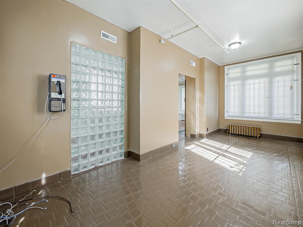491 E GRAND Boulevard, Detroit, MI 48207 — Photo 9