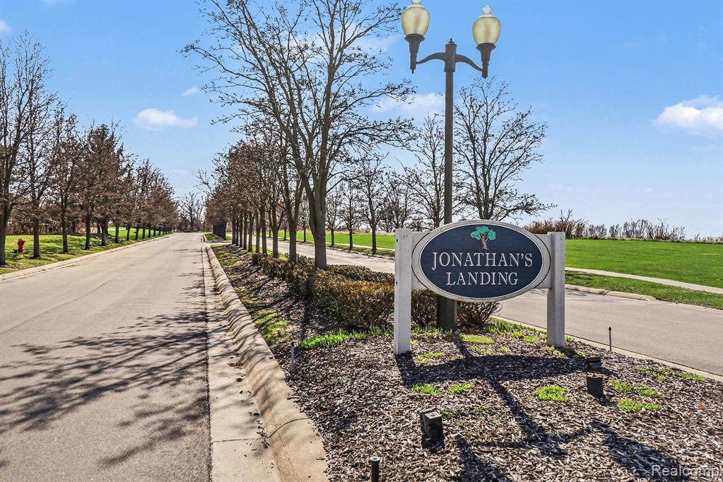 3379 Kneeland Circle, 108, Howell, MI 48843 — Photo 5
