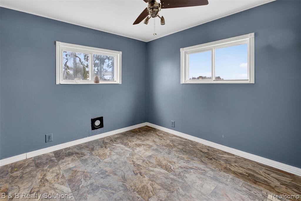 6946 Clifford Road, Marlette, MI 48453 — Photo 16