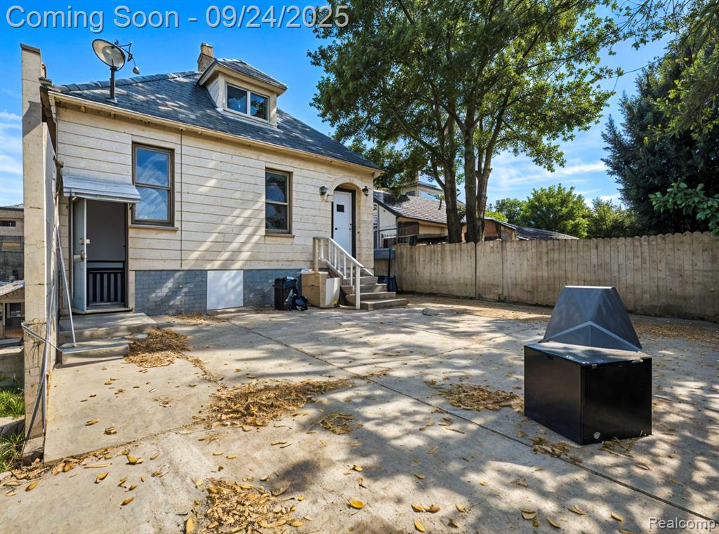 5427 Central Street, Detroit, MI 48210 — Photo 32