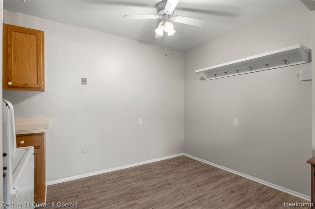 10021 Allen Pointe Drive, 83, Allen Park, MI 48101 — Photo 13